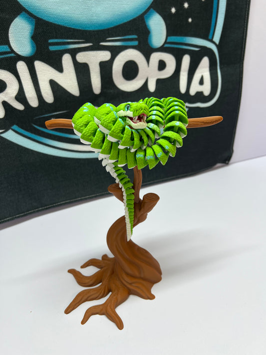 Green tree python W/Tree